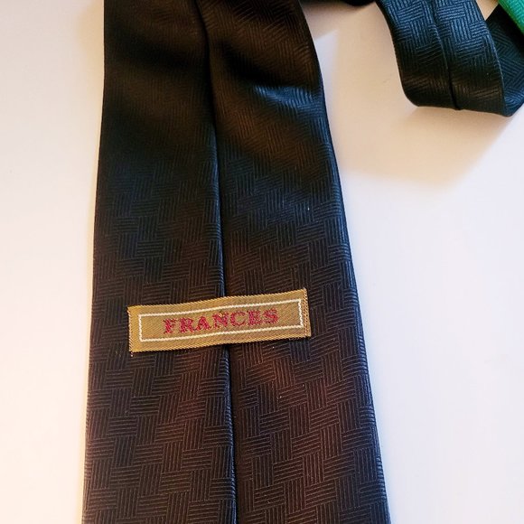 Mens' Neck Tie - Christmas Theme - Picture 2 of 2